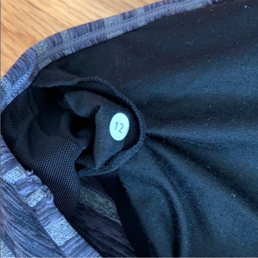 Lululemon Power Y Tank -Size 12 - Picture 3 of 5